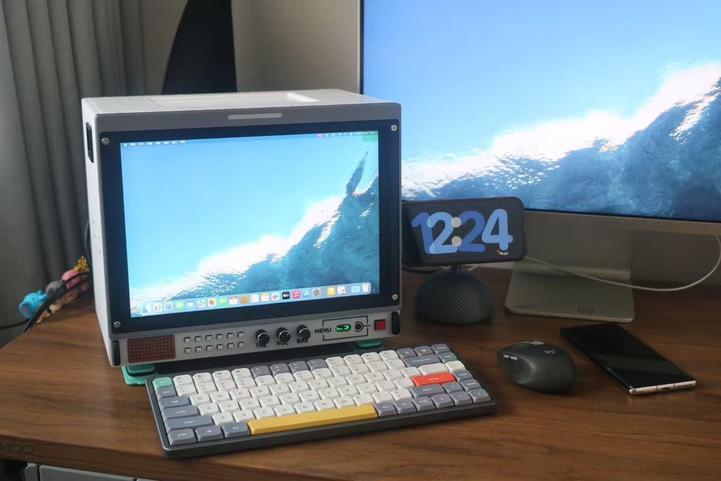 Retro PC Monitor | 12.3" Display, Sony CRT Replica